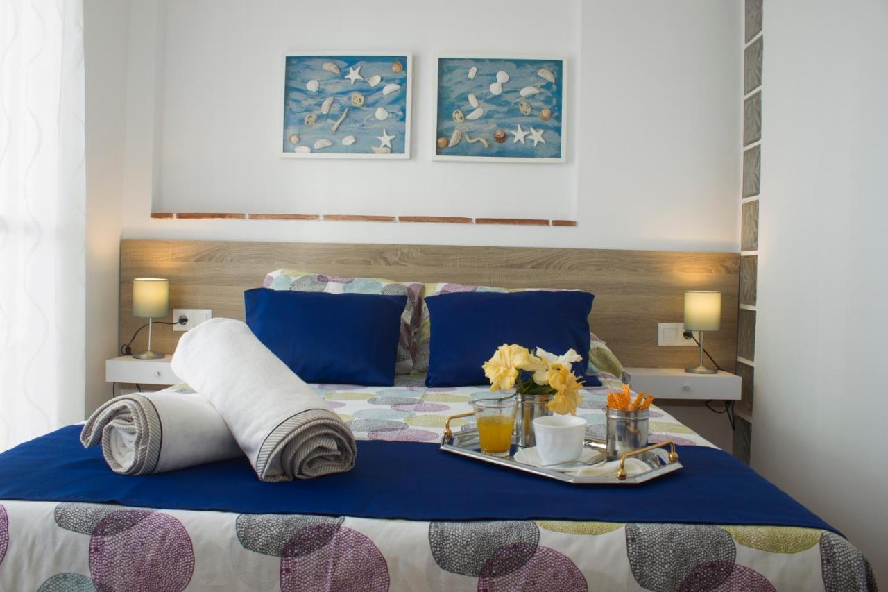 Sun Castle Apartment ฟูเอนฮิโรลา ภายนอก รูปภาพ