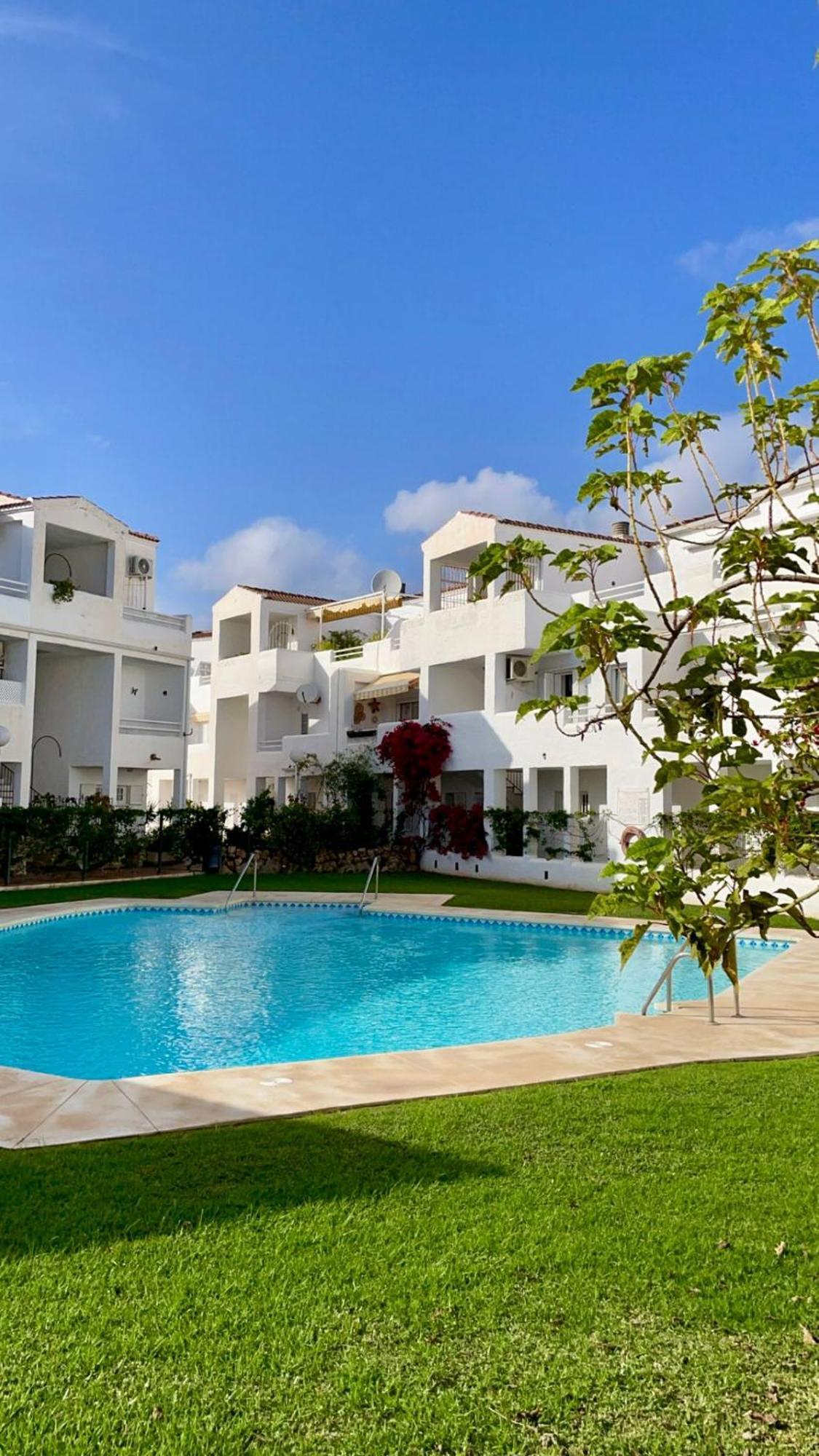 Sun Castle Apartment ฟูเอนฮิโรลา ภายนอก รูปภาพ